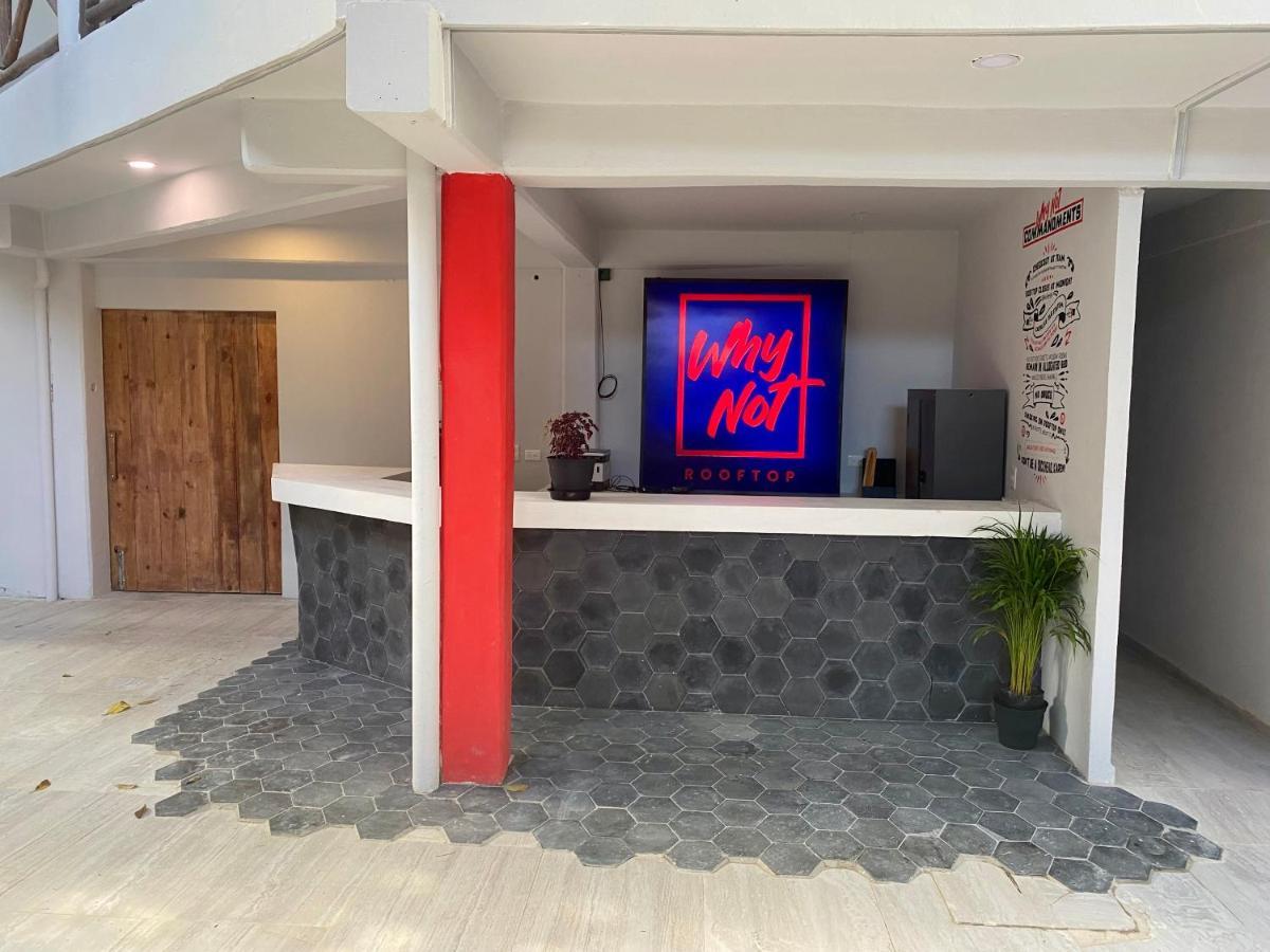 Why Not Rooftop Party Hostel Playa del Carmen Exterior photo